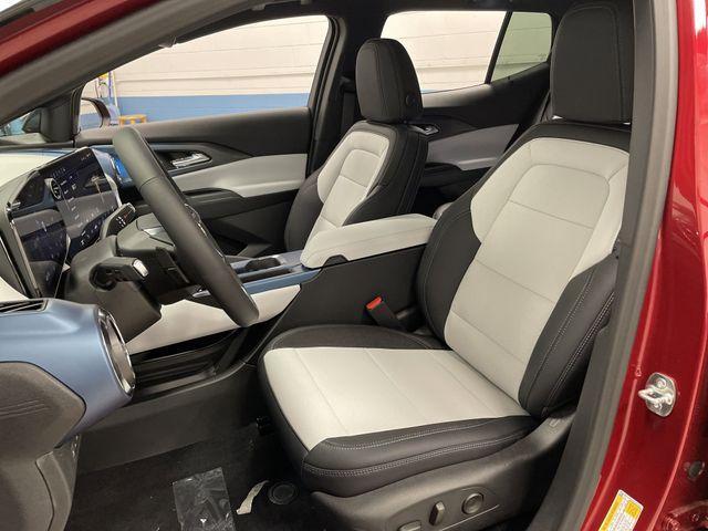 new 2025 Chevrolet Equinox EV car, priced at $36,000