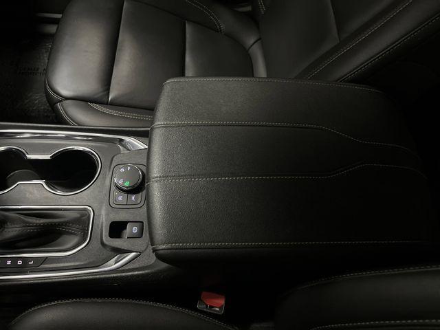 used 2023 Chevrolet Traverse car, priced at $31,245