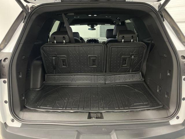 used 2023 Chevrolet Traverse car, priced at $31,245