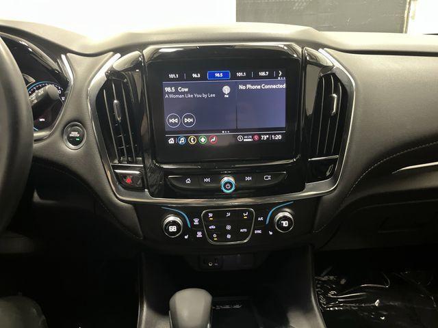 used 2023 Chevrolet Traverse car, priced at $31,245