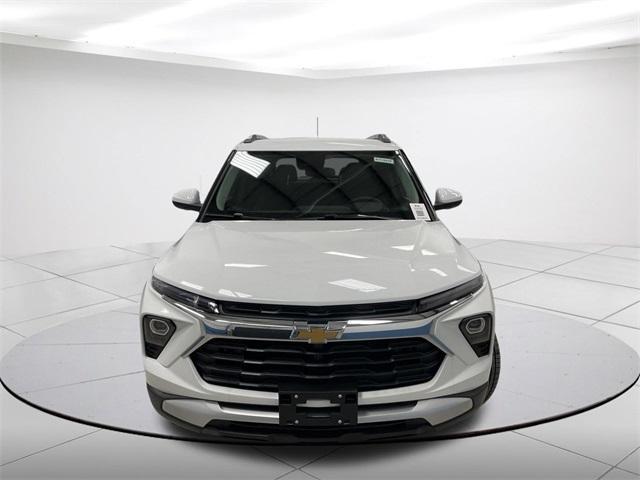 new 2024 Chevrolet TrailBlazer car, priced at $28,320