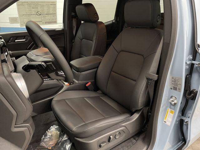 new 2025 Chevrolet Colorado car, priced at $39,499