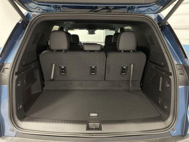 new 2025 Chevrolet Traverse car, priced at $45,994