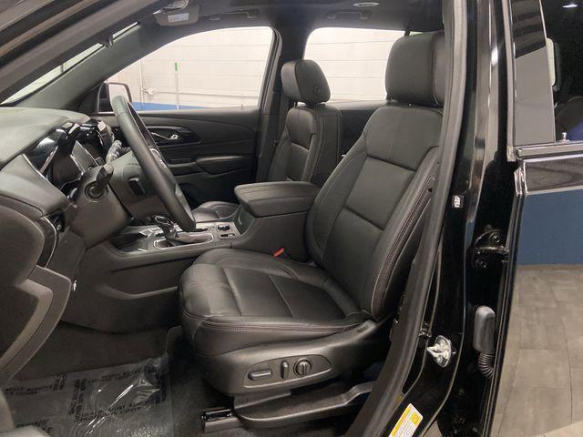 used 2023 Chevrolet Traverse car, priced at $39,999