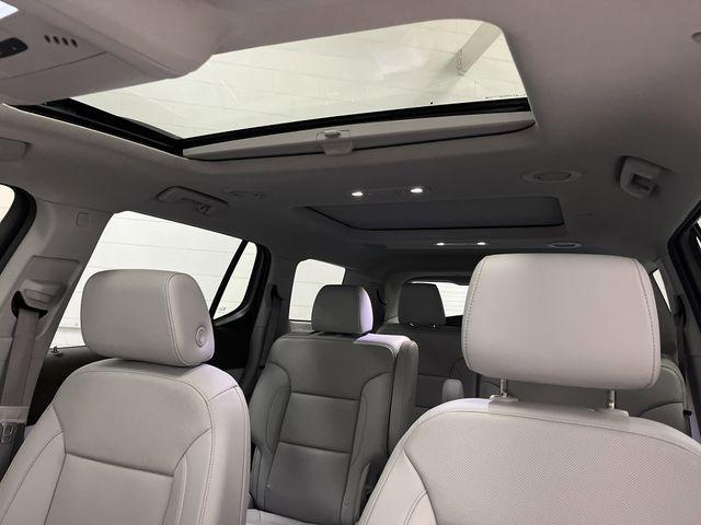 used 2023 GMC Acadia car, priced at $29,220