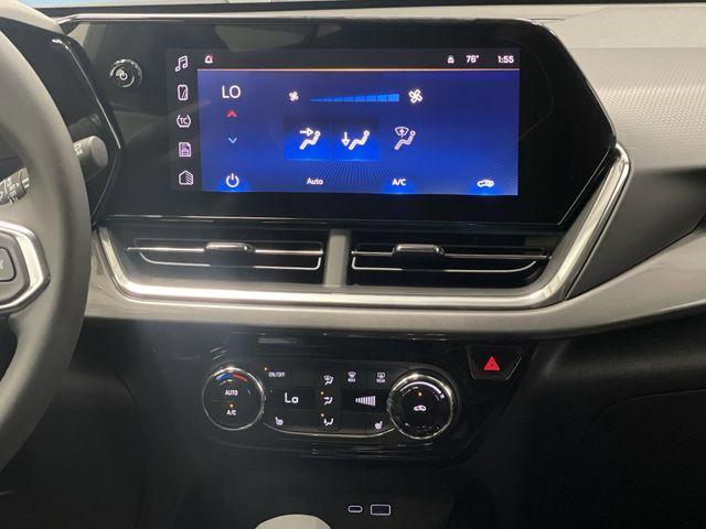 new 2025 Chevrolet Trax car, priced at $22,817
