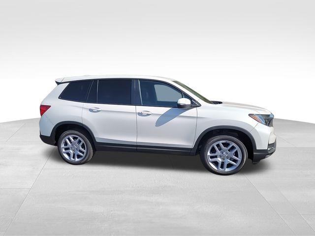 new 2025 Honda Passport car, priced at $42,650