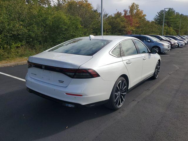 new 2025 Honda Accord Hybrid car, priced at $38,197