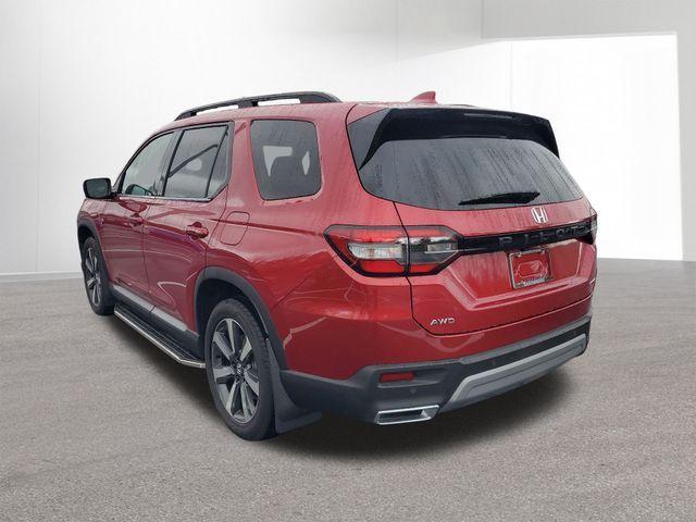 used 2025 Honda Pilot car, priced at $43,971