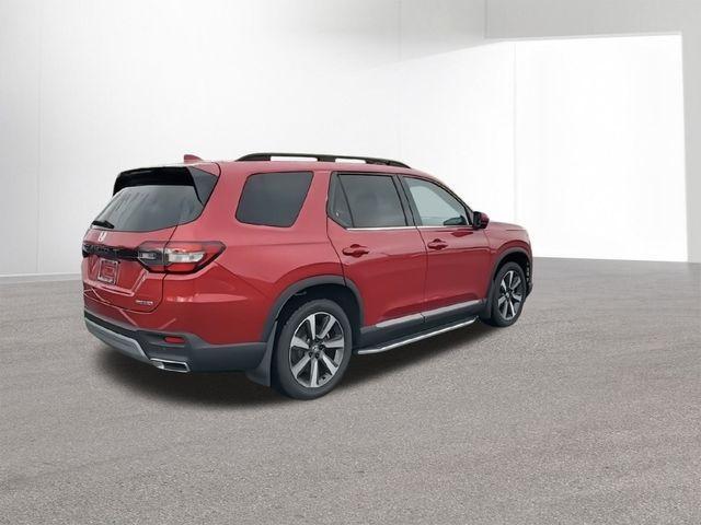 used 2025 Honda Pilot car, priced at $43,971