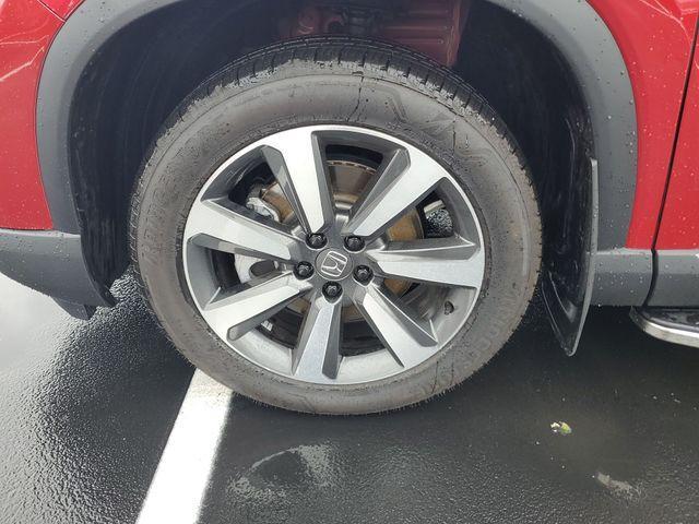 used 2025 Honda Pilot car, priced at $43,971