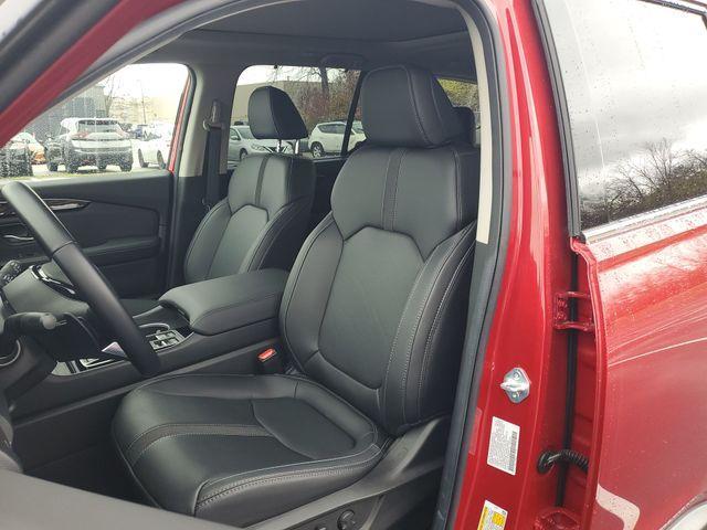 used 2025 Honda Pilot car, priced at $43,971