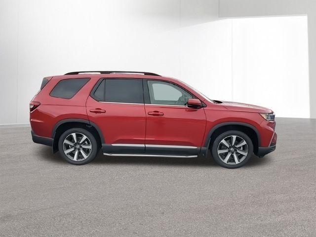 used 2025 Honda Pilot car, priced at $43,971