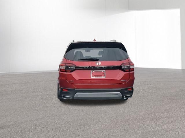 used 2025 Honda Pilot car, priced at $43,971