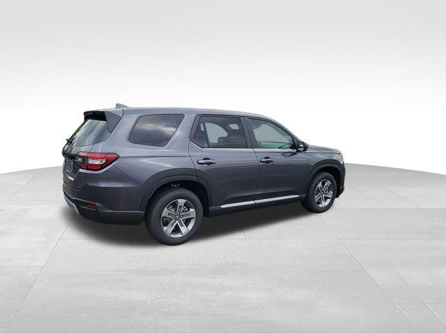 new 2025 Honda Pilot car, priced at $45,115