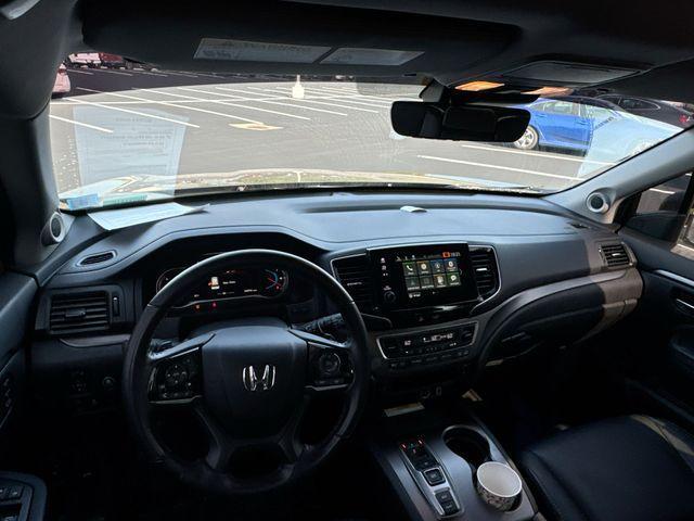 used 2022 Honda Pilot car, priced at $29,564