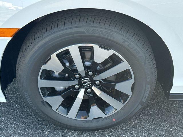 new 2026 Honda Odyssey car, priced at $45,065