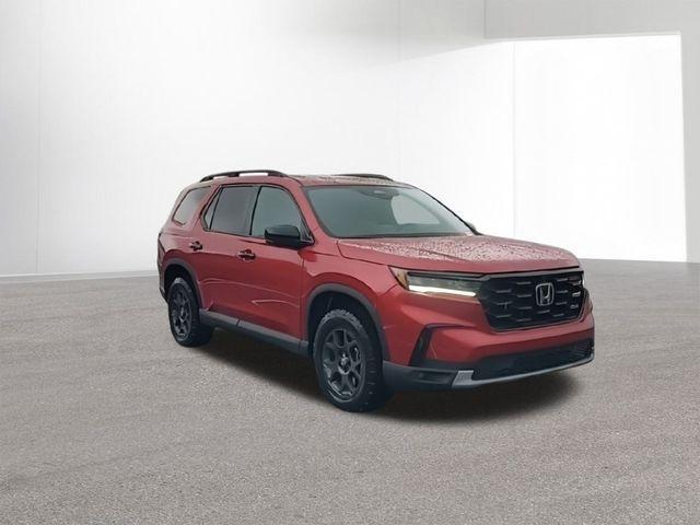 new 2025 Honda Pilot car, priced at $46,859
