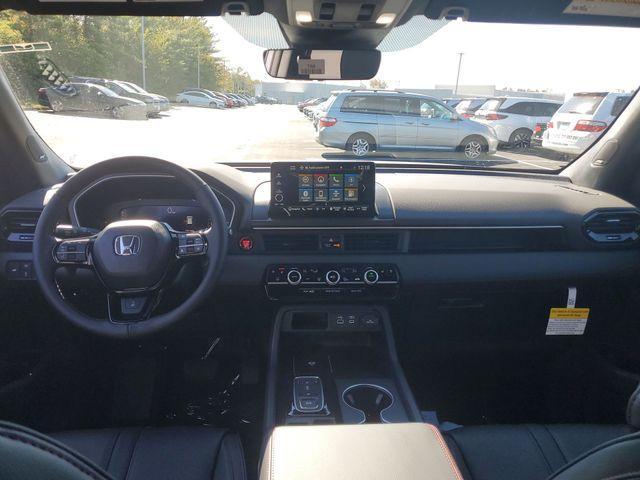 new 2025 Honda Pilot car, priced at $50,626