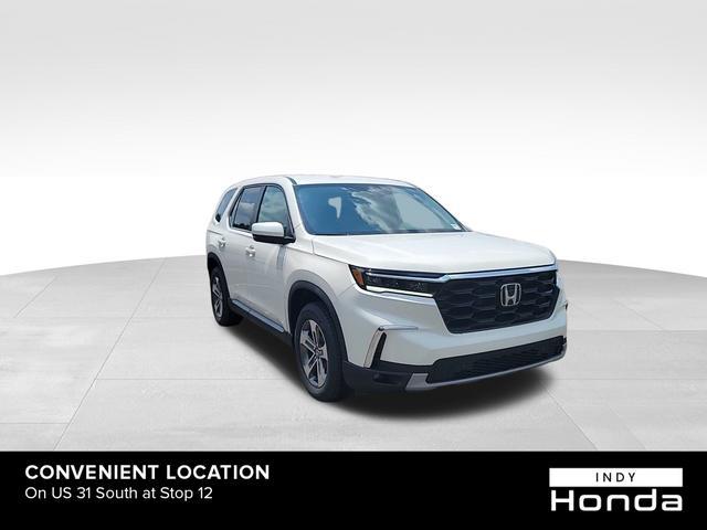 new 2025 Honda Pilot car, priced at $45,965