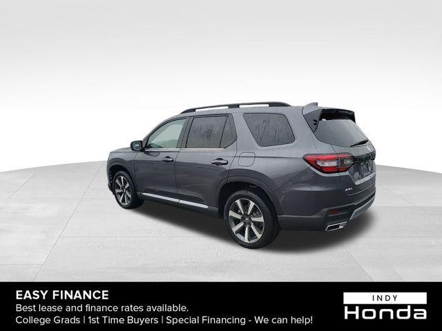 new 2025 Honda Pilot car, priced at $48,955