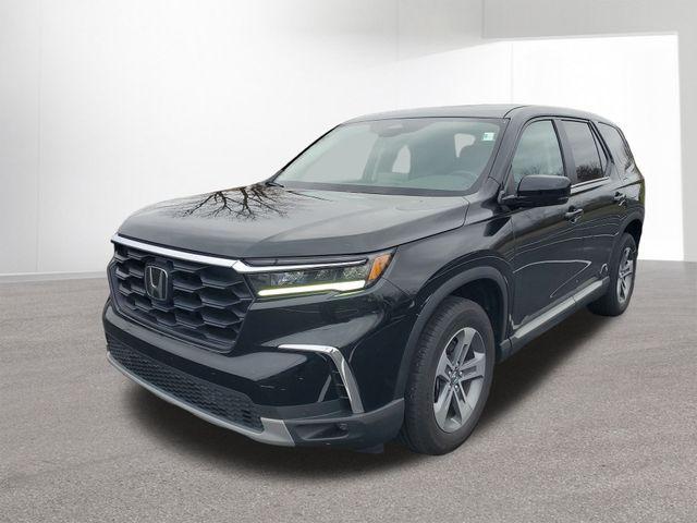 used 2023 Honda Pilot car, priced at $37,412