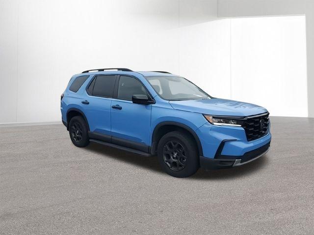 used 2023 Honda Pilot car, priced at $39,751