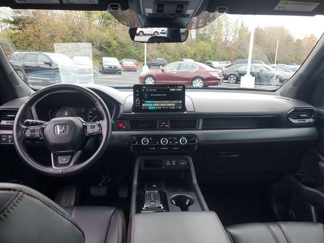 used 2023 Honda Pilot car, priced at $41,228