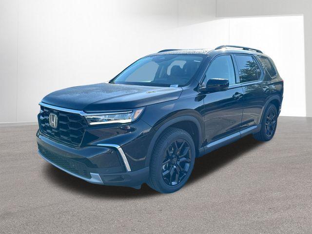 new 2025 Honda Pilot car, priced at $47,339