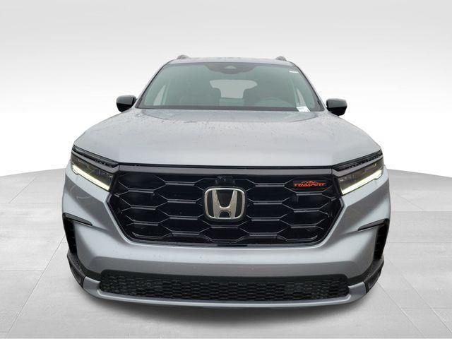 new 2025 Honda Pilot car, priced at $48,763