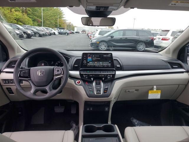 new 2026 Honda Odyssey car, priced at $42,260