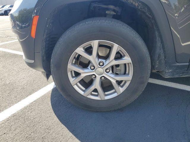used 2022 Jeep Grand Cherokee L car, priced at $28,588