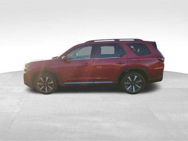 new 2025 Honda Pilot car, priced at $49,392