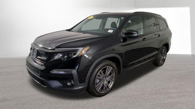 used 2022 Honda Pilot car, priced at $27,615