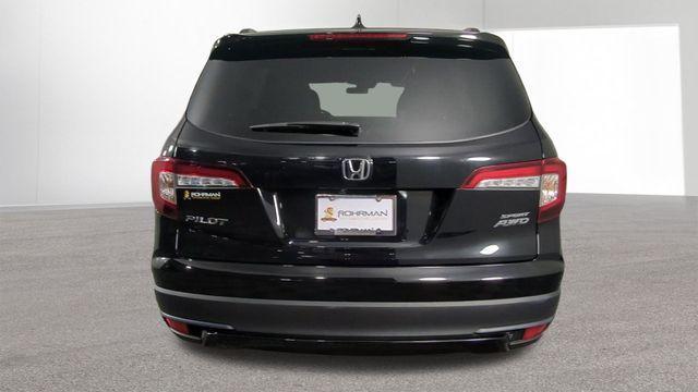 used 2022 Honda Pilot car, priced at $27,615