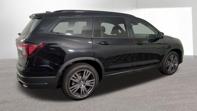 used 2022 Honda Pilot car, priced at $27,615