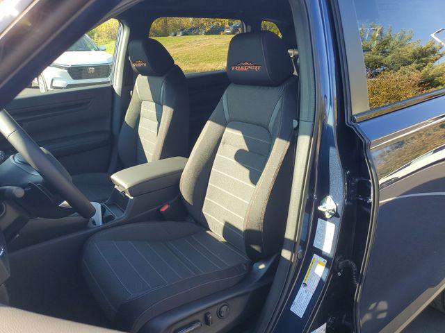 new 2026 Honda CR-V Hybrid car, priced at $38,532