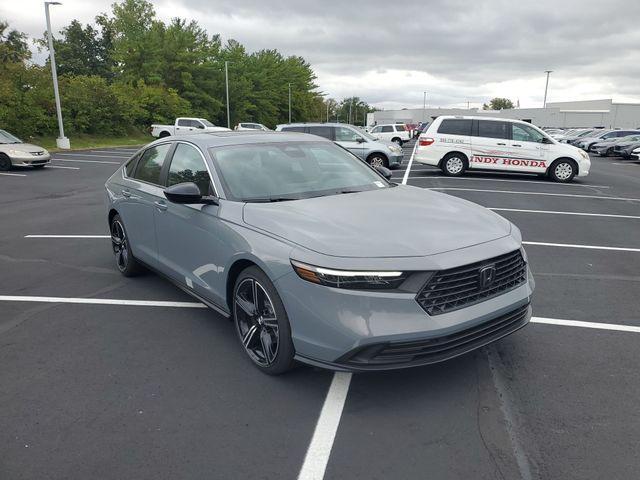 new 2025 Honda Accord Hybrid car, priced at $33,800