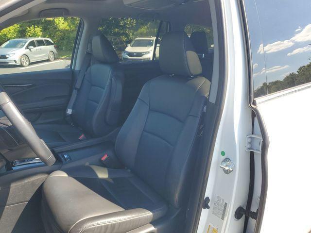 used 2022 Honda Pilot car, priced at $34,129