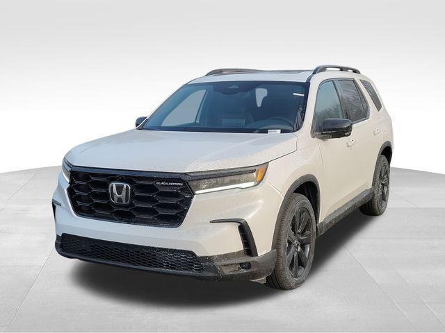 new 2025 Honda Pilot car, priced at $54,173