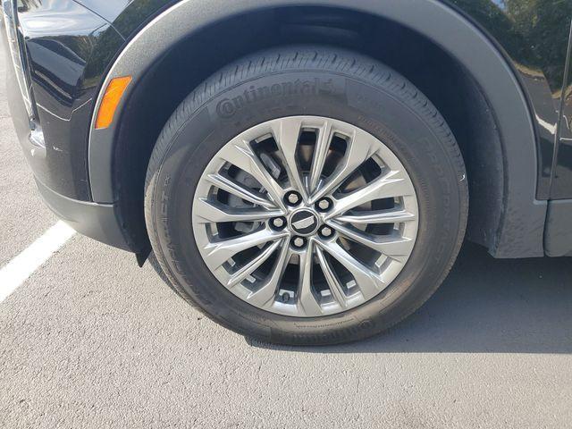 used 2024 Cadillac XT4 car, priced at $29,415
