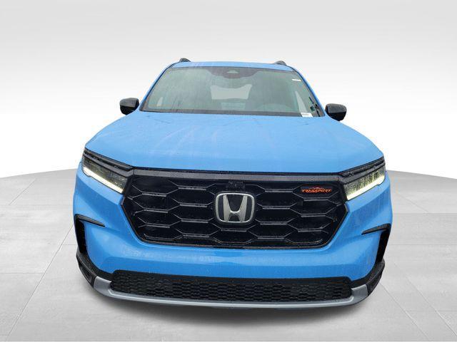 new 2025 Honda Pilot car, priced at $49,661