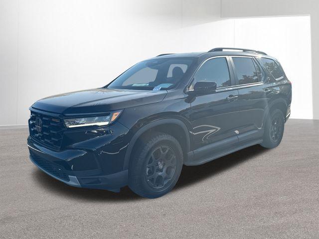 used 2023 Honda Pilot car, priced at $38,540