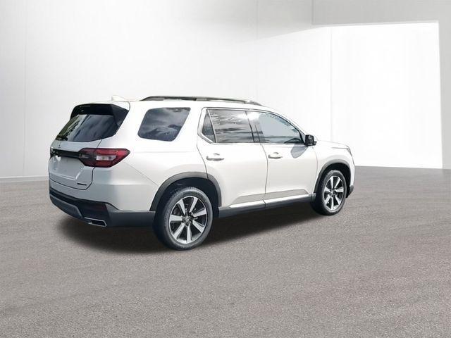 new 2025 Honda Pilot car, priced at $46,850