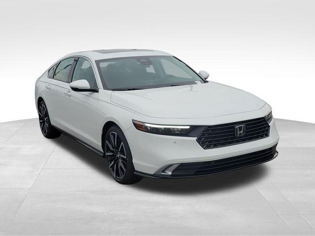 new 2025 Honda Accord Hybrid car, priced at $39,600