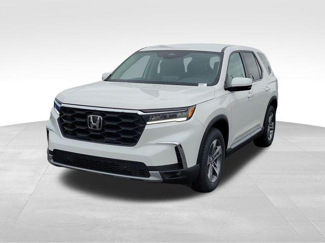 new 2025 Honda Pilot car, priced at $46,253