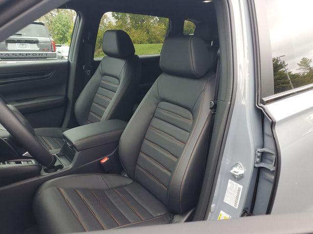 new 2026 Honda CR-V Hybrid car, priced at $40,315