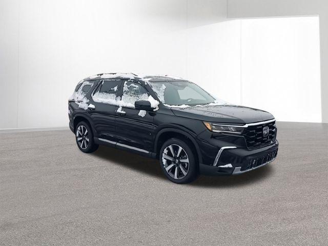 new 2025 Honda Pilot car, priced at $46,423
