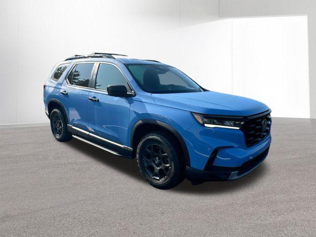 used 2023 Honda Pilot car, priced at $38,910