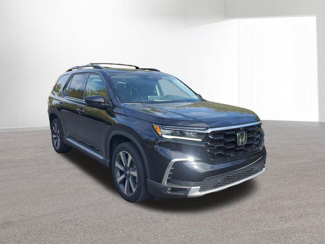 used 2023 Honda Pilot car, priced at $41,274